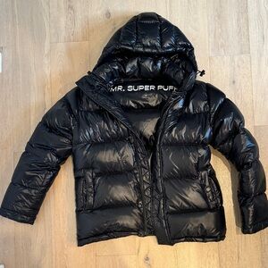Aritzia Men’s Super Puff - High gloss black. Size Medium.
